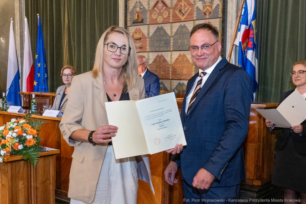 umk_9891.jpg-sesja, pierwsza, Rada Miasta Krakowa, IX kadencja, ślubowanie, radni, rajcy  Autor: P. Wojnarowski