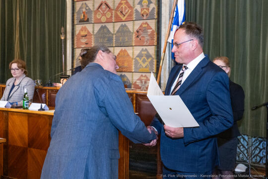 umk_9902.jpg-sesja, pierwsza, Rada Miasta Krakowa, IX kadencja, ślubowanie, radni, rajcy