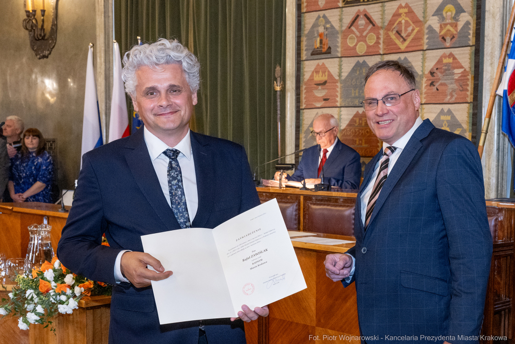 umk_9915.jpg-sesja, pierwsza, Rada Miasta Krakowa, IX kadencja, ślubowanie, radni, rajcy  Autor: P. Wojnarowski