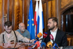 prezydent, Miszalski, dziennikarze, konferencja prasowa, gabinet