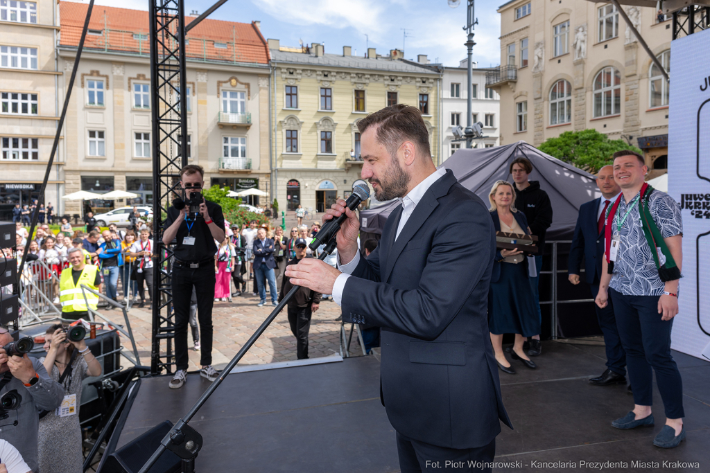Prezydent, Miszalski, studenci, Juwenalia, przekazanie, klucze, klucz  Autor: P. Wojnarowski