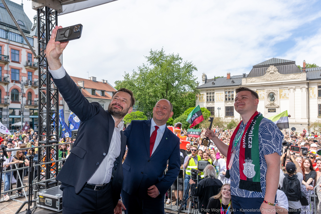 Prezydent, Miszalski, studenci, Juwenalia, przekazanie, klucze, klucz  Autor: P. Wojnarowski