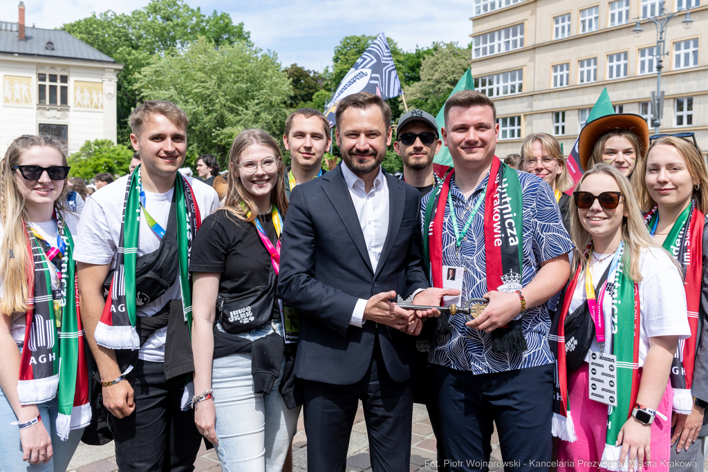 Prezydent, Miszalski, studenci, Juwenalia, przekazanie, klucze, klucz  Autor: P. Wojnarowski