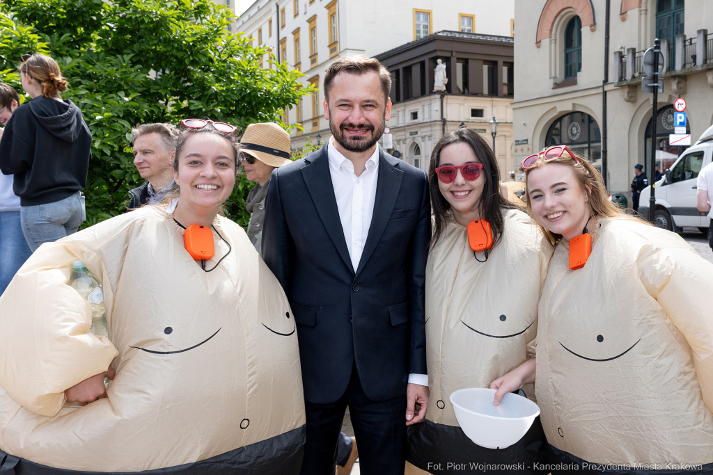 Prezydent, Miszalski, studenci, Juwenalia, przekazanie, klucze, klucz  Autor: P. Wojnarowski