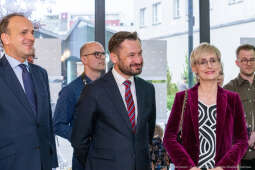 Prezydent, Miszalski, Krakowska Huta Szkła, wernisaż, wystawa, Eksperyment, szkło, szklane