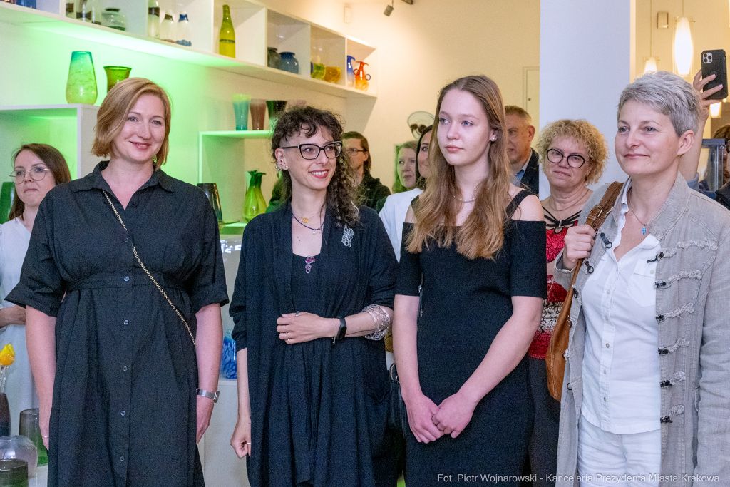 Prezydent, Miszalski, Krakowska Huta Szkła, wernisaż, wystawa, Eksperyment, szkło, szklane  Autor: P. Wojnarowski