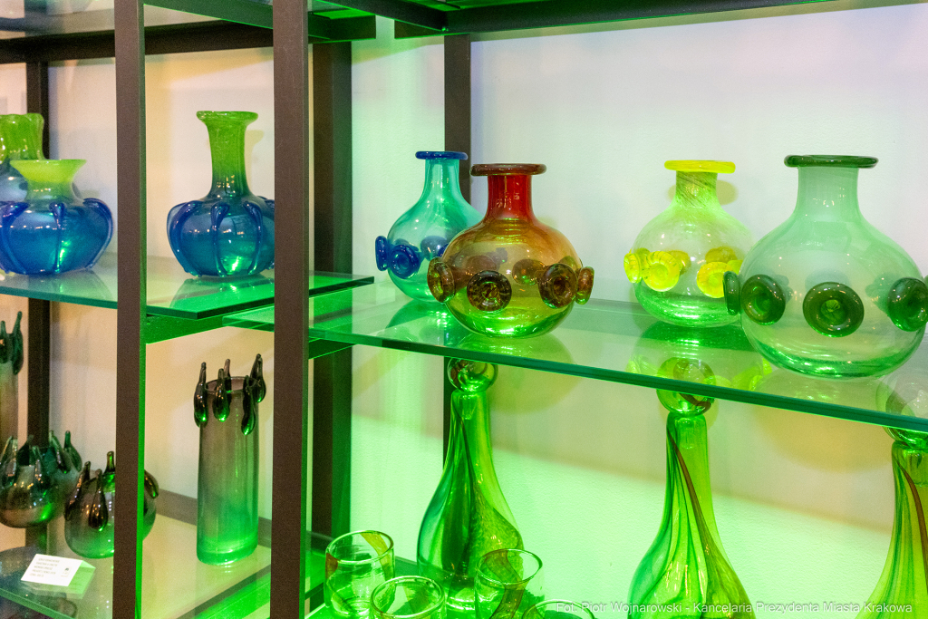 Prezydent, Miszalski, Krakowska Huta Szkła, wernisaż, wystawa, Eksperyment, szkło, szklane  Autor: P. Wojnarowski