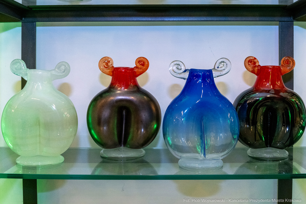 Prezydent, Miszalski, Krakowska Huta Szkła, wernisaż, wystawa, Eksperyment, szkło, szklane  Autor: P. Wojnarowski