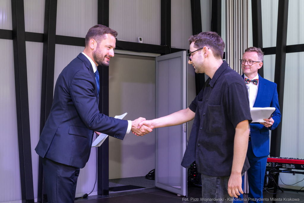 Jacek Zieliński urodził się 6 września w Krakowie. Ukończył liceum muzyczne w klasie skrzypiec  Autor: P. Wojnarowski