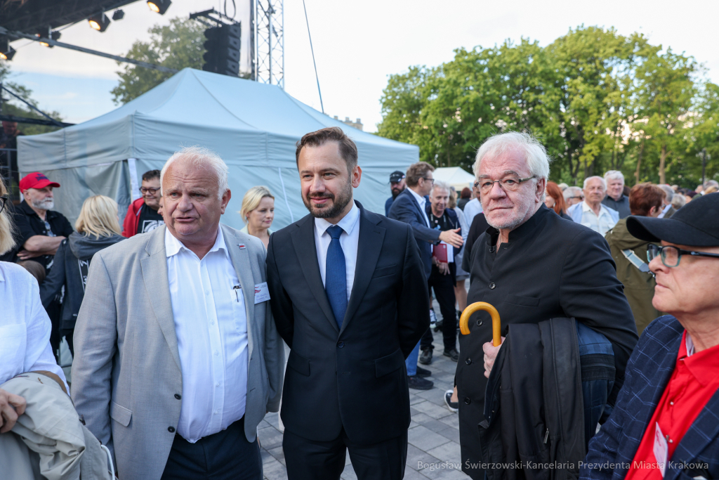 bs-240602-img_0932.jpg-Medale za wolność,  Miszalski, NCK  Autor: B. Świerzowski