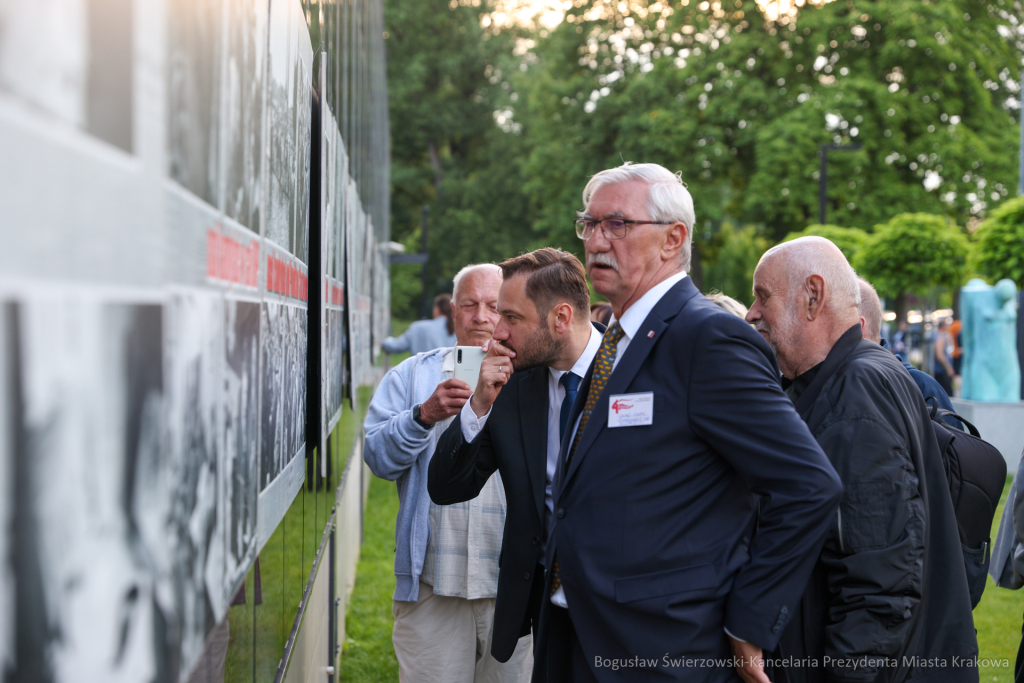 bs-240602-img_1012.jpg-Medale za wolność,  Miszalski, NCK  Autor: B. Świerzowski