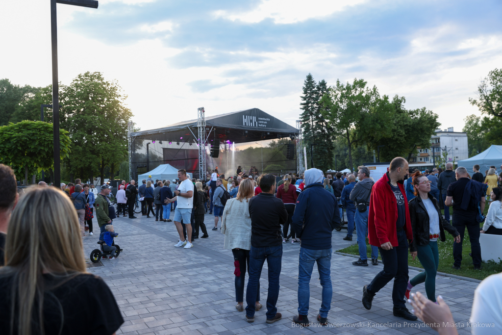 bs-240602-img_1032.jpg-Medale za wolność,  Miszalski, NCK  Autor: B. Świerzowski