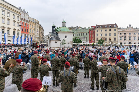 Miszalski, prezydent, obchody, Dzień Wolności i Praw Obywatelskich, obchody, Rynek, korowód, Drze
