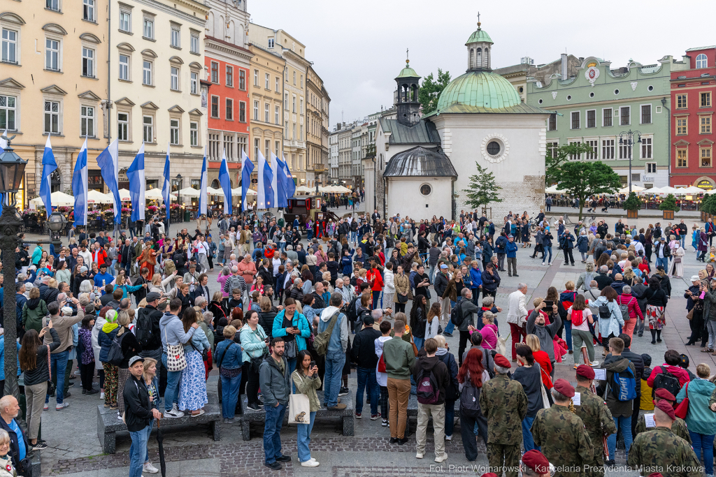 Miszalski, prezydent, obchody, Dzień Wolności i Praw Obywatelskich, obchody, Rynek, korowód, Drze  Autor: P. Wojnarowski