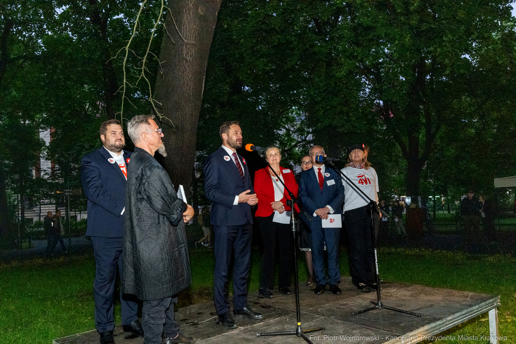 Miszalski, prezydent, obchody, Dzień Wolności i Praw Obywatelskich, obchody, Rynek, korowód, Drze  Autor: P. Wojnarowski