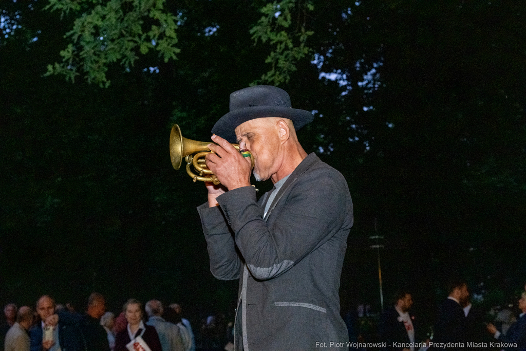 Miszalski, prezydent, obchody, Dzień Wolności i Praw Obywatelskich, obchody, Rynek, korowód, Drze  Autor: P. Wojnarowski
