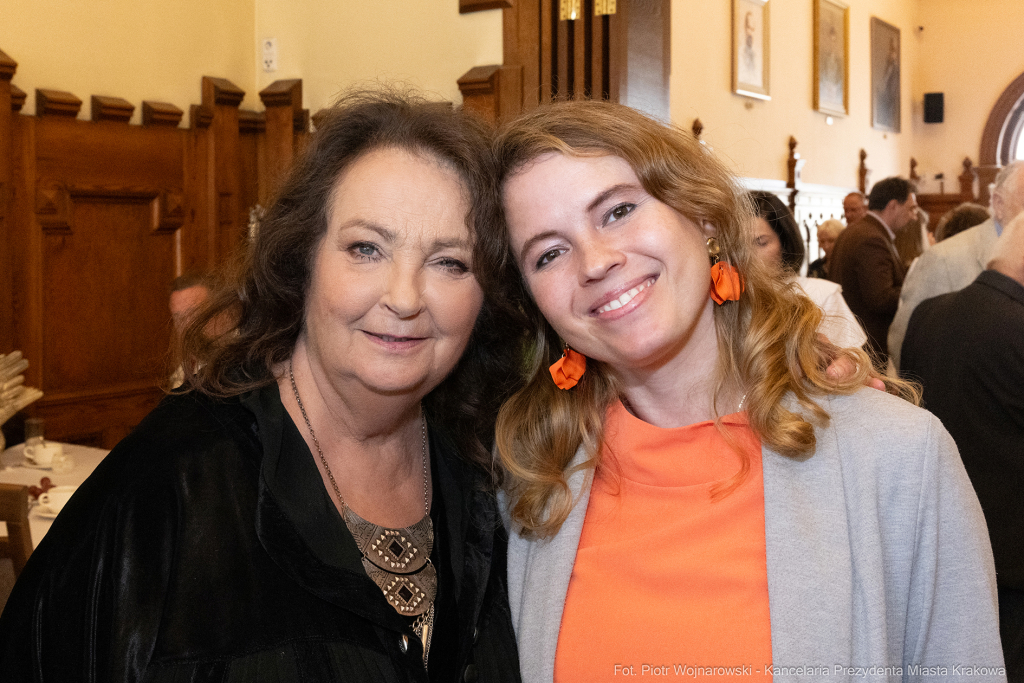 Anna Dymna, honorowa obywatelka Krakowa, gratulacje, Boniecki, Jaśkowiec, Klaman, Baran, Jazgar  Autor: P. Wojnarowski