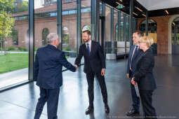 umk_0829.jpg-Miszalski Aleksander, prezydent, Kosek Jakub, korpus konsularny, MUFO, spotkanie