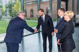 umk_0853.jpg-Miszalski Aleksander, prezydent, Kosek Jakub, korpus konsularny, MUFO, spotkanie