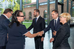 umk_0867.jpg-Miszalski Aleksander, prezydent, Kosek Jakub, korpus konsularny, MUFO, spotkanie