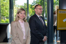 umk_0896.jpg-Miszalski Aleksander, prezydent, Kosek Jakub, korpus konsularny, MUFO, spotkanie