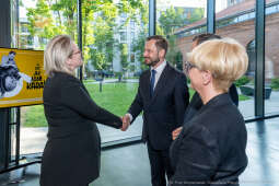 umk_0940.jpg-Miszalski Aleksander, prezydent, Kosek Jakub, korpus konsularny, MUFO, spotkanie