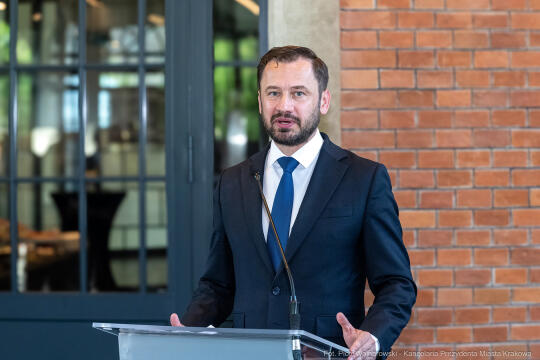 umk_0963.jpg-Miszalski Aleksander, prezydent, Kosek Jakub, korpus konsularny, MUFO, spotkanie