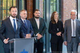 umk_0980.jpg-Miszalski Aleksander, prezydent, Kosek Jakub, korpus konsularny, MUFO, spotkanie