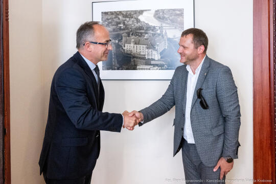 pw_287_001_fot. piotr wojnarowski.jpg-Ukraina, Kamieniec Podolski, Fryczek, Sekretarz Miasta