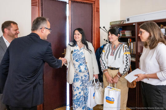 pw_287_002_fot. piotr wojnarowski.jpg-Ukraina, Kamieniec Podolski, Fryczek, Sekretarz Miasta