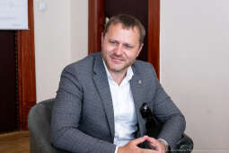 pw_287_005_fot. piotr wojnarowski.jpg-Ukraina, Kamieniec Podolski, Fryczek, Sekretarz Miasta