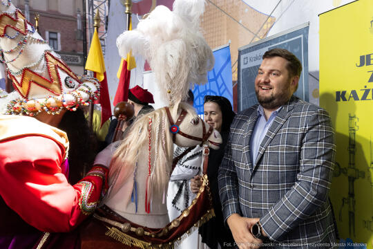 harce, lajkonik, 2024, Rynek, Sęk Niezabitowski, haracz, pochód