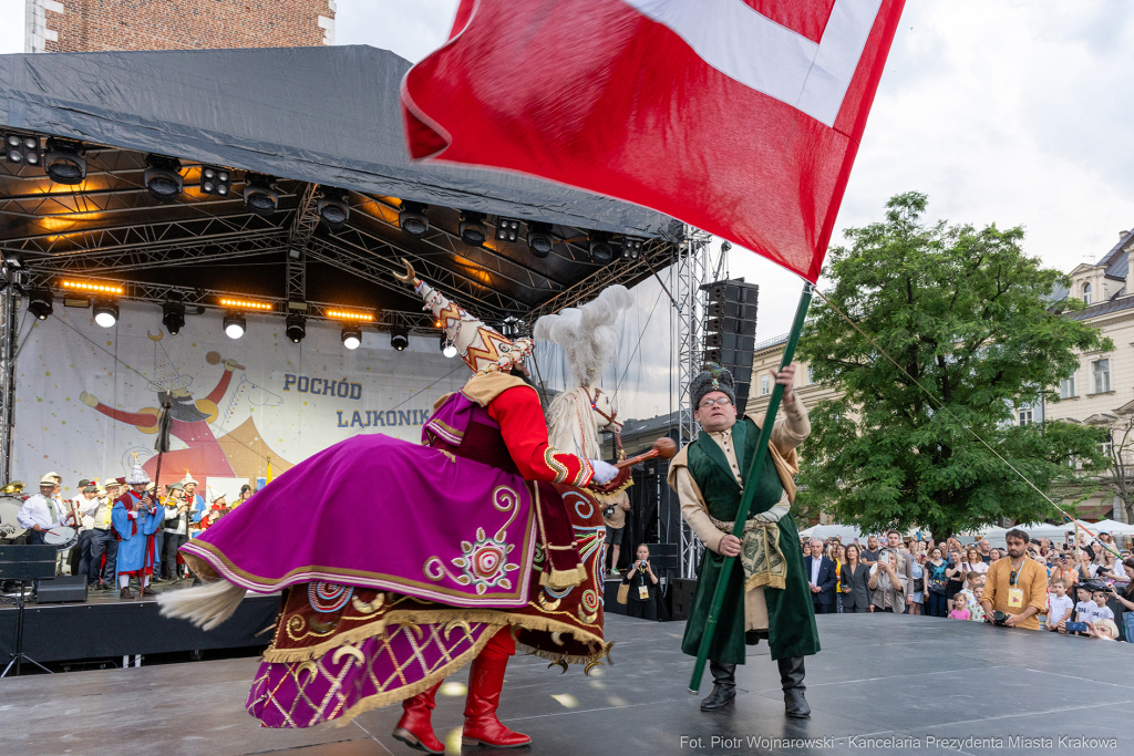 harce, lajkonik, 2024, Rynek, Sęk Niezabitowski, haracz, pochód  Autor: P. Wojnarowski