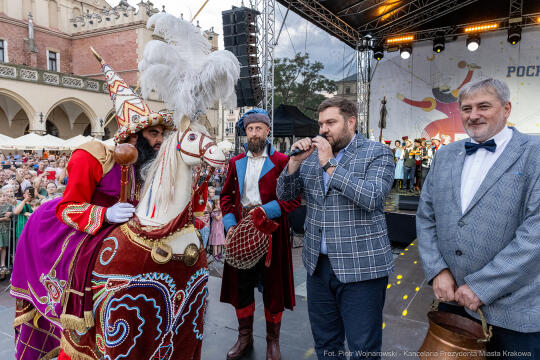 harce, lajkonik, 2024, Rynek, Sęk Niezabitowski, haracz, pochód