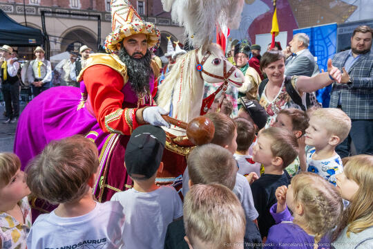 harce, lajkonik, 2024, Rynek, Sęk Niezabitowski, haracz, pochód