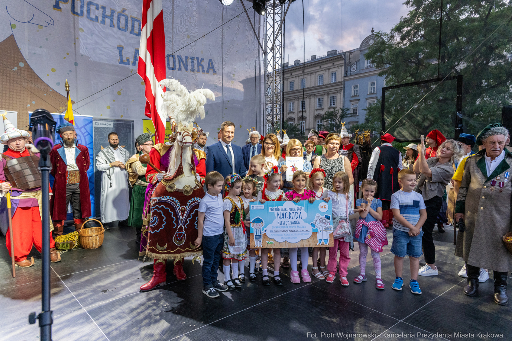 harce, lajkonik, 2024, Rynek, Sęk Niezabitowski, haracz, pochód  Autor: P. Wojnarowski