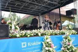 dscf7427.jpg-„Koncert Od Serca” w klasycznym stylu na Helclów.