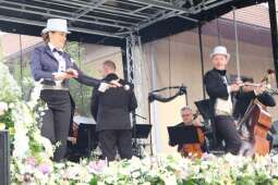 dscf7438.jpg-„Koncert Od Serca” w klasycznym stylu na Helclów.