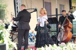 dscf7451.jpg-„Koncert Od Serca” w klasycznym stylu na Helclów.