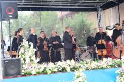 dscf7534.jpg-„Koncert Od Serca” w klasycznym stylu na Helclów.