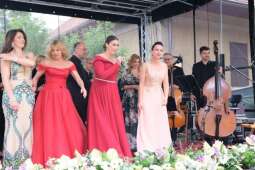 dscf7542.jpg-„Koncert Od Serca” w klasycznym stylu na Helclów.