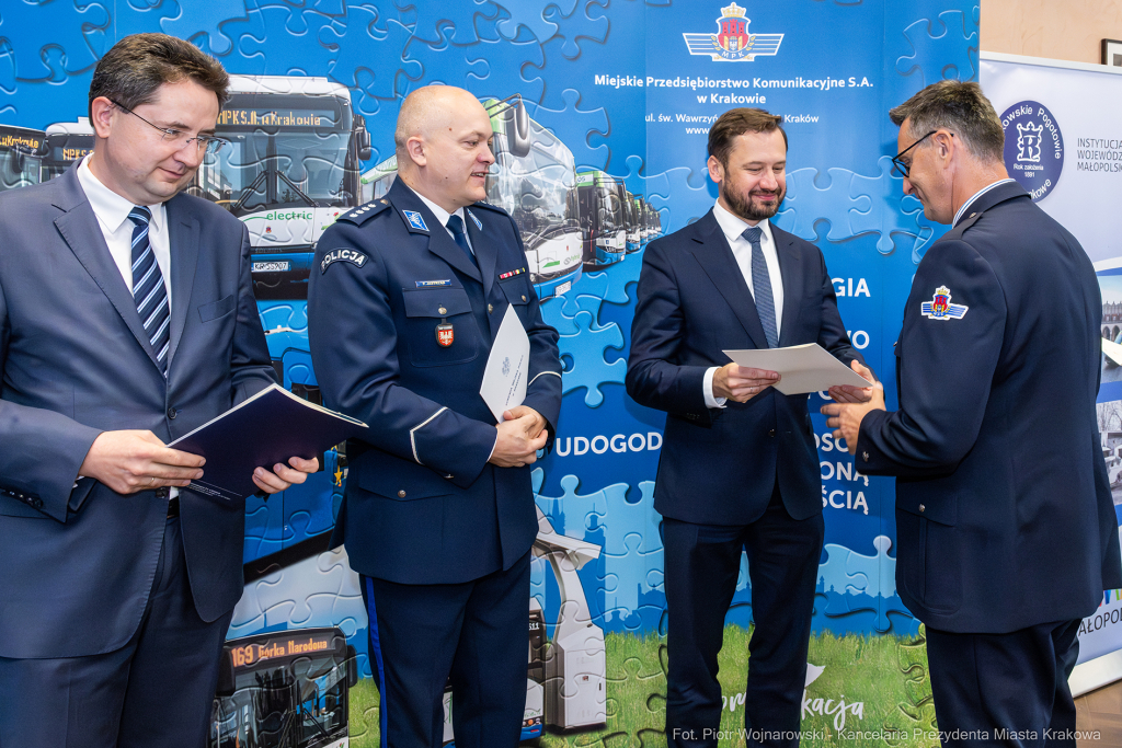 kierowcy, motorniczowie, nagrody, MPK, Miszalski, ratunek, pomoc, empatia  Autor: P. Wojnarowski