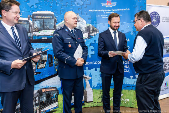 kierowcy, motorniczowie, nagrody, MPK, Miszalski, ratunek, pomoc, empatia