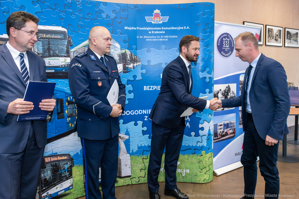 kierowcy, motorniczowie, nagrody, MPK, Miszalski, ratunek, pomoc, empatia  Autor: P. Wojnarowski