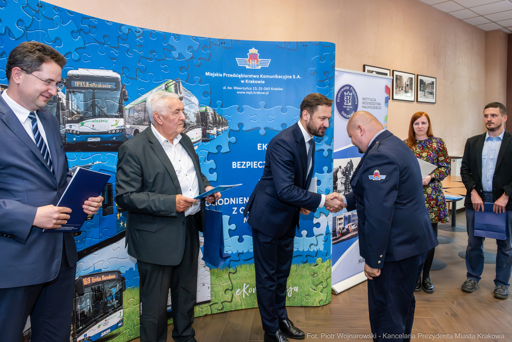 kierowcy, motorniczowie, nagrody, MPK, Miszalski, ratunek, pomoc, empatia  Autor: P. Wojnarowski