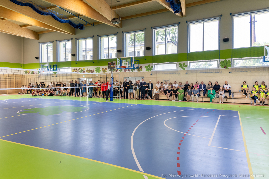 Miszalski, młodzież, debata, VIII LO, 8 Liceum Ogólnokształcące, siatkówka, nowa hala,  Autor: P. Wojnarowski