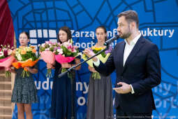 Miszalski, młodzież, debata, VIII LO, 8 Liceum Ogólnokształcące, siatkówka, nowa hala,