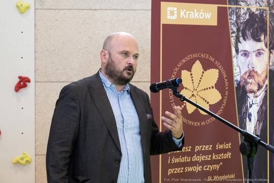 Miszalski, młodzież, debata, VIII LO, 8 Liceum Ogólnokształcące, siatkówka, nowa hala,