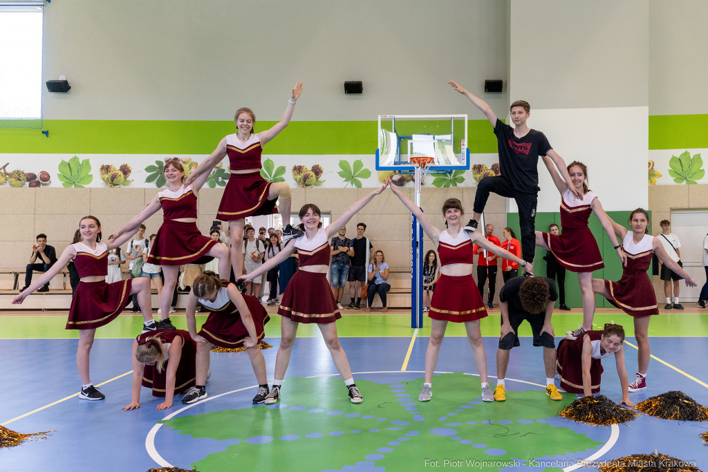 Miszalski, młodzież, debata, VIII LO, 8 Liceum Ogólnokształcące, siatkówka, nowa hala,  Autor: P. Wojnarowski