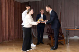 Miszalski, młodzież, debata, VIII LO, 8 Liceum Ogólnokształcące, siatkówka, nowa hala,